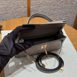 Hermes Kelly Mini 2 19CM Bag Handmade In KK Ostrich Leather from South Africa Gold Hardware 81 Gris Tourerlle - Image 16