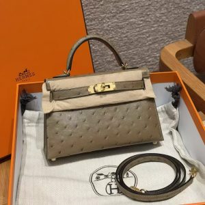 Hermes Kelly Mini 2 19CM Bag Handmade In KK Ostrich Leather from South Africa Gold Hardware 81 Gris Tourterlle