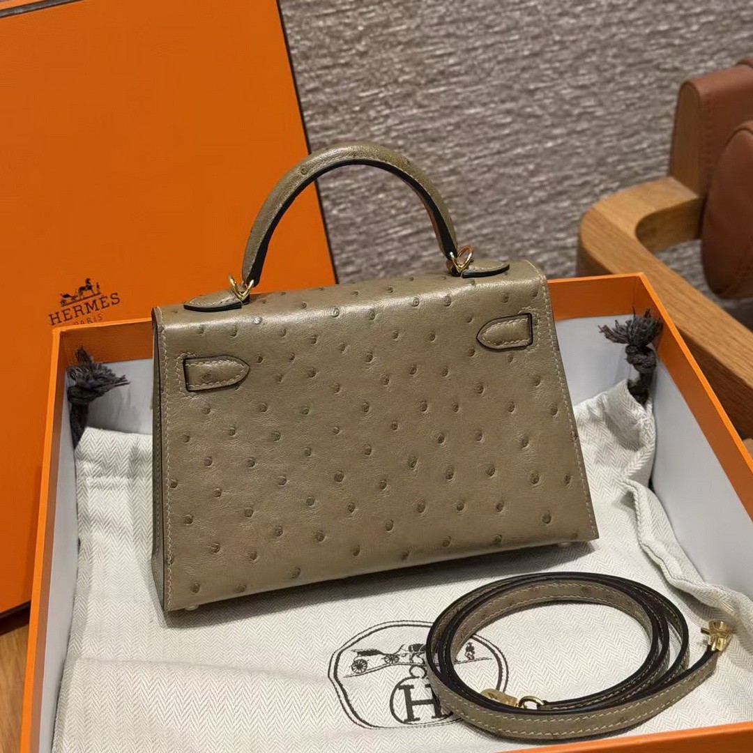 Hermes Kelly Mini 2 19CM Bag Handmade In KK Ostrich Leather from South Africa Gold Hardware 81 Gris Tourterlle - Image 2