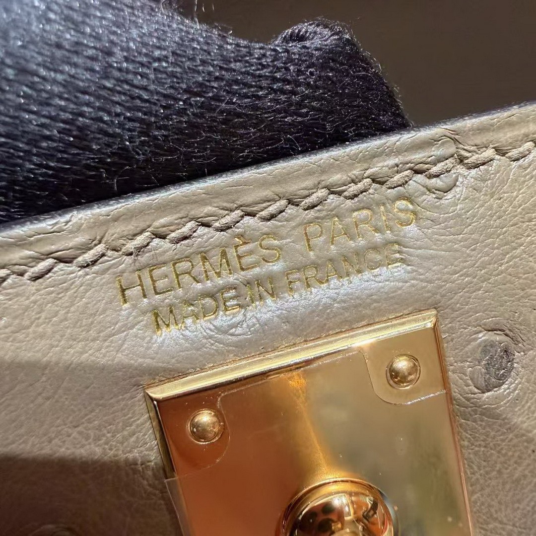 Hermes Kelly Mini 2 19CM Bag Handmade In KK Ostrich Leather from South Africa Gold Hardware 81 Gris Tourterlle - Image 20