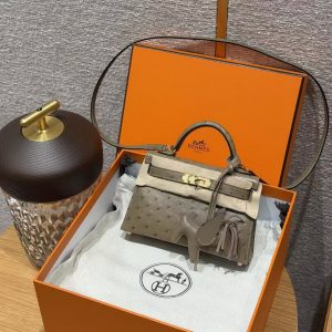 Hermes Kelly Mini 2 19CM Bag Handmade In KK Ostrich Leather from South Africa Gold Hardware 81 Gris Tourterlle - Image 17