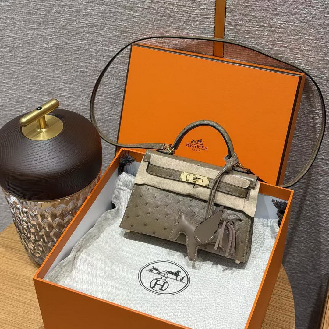 Hermes Kelly Mini 2 19CM Bag Handmade In KK Ostrich Leather from South Africa Gold Hardware 81 Gris Tourterlle - Image 17