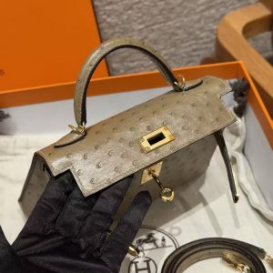 Hermes Kelly Mini 2 19CM Bag Handmade In KK Ostrich Leather from South Africa Gold Hardware 81 Gris Tourterlle - Image 13