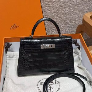 Hermes Kelly Mini 2 19CM Bag Handmade In Alligator Leather from Mississippi Silver Hardware 89 Noir