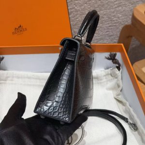 Hermes Kelly Mini 2 19CM Bag Handmade In Alligator Leather from Mississippi Silver Hardware 89 Noir - Image 18