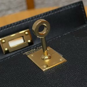 Hermes Kelly Mini 2 19CM Bag Handmade In Chèvre Calfskin Leather Gold Hardware 89 Noir - Image 14