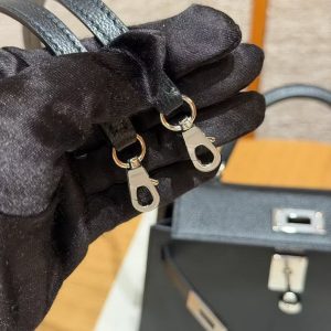 Hermes Kelly Mini 2 19CM Bag Handmade In Chèvre Calfskin Leather Silver Hardware 89 Noir - Image 6