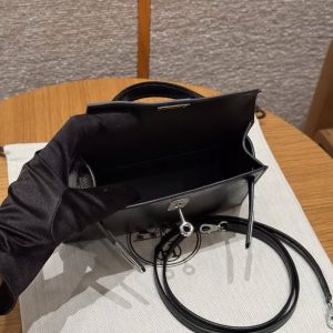 Hermes Kelly Mini 2 19CM Bag Handmade In Lizard Leather from South Africa Silver Hardware 89 Noir - Image 21