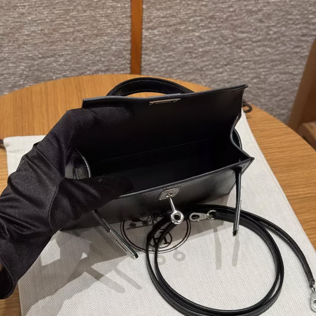 Hermes Kelly Mini 2 19CM Bag Handmade In Lizard Leather from South Africa Silver Hardware 89 Noir - Image 21