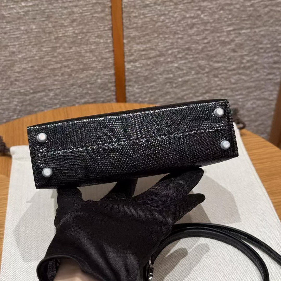 Hermes Kelly Mini 2 19CM Bag Handmade In Lizard Leather from South Africa Silver Hardware 89 Noir - Image 20