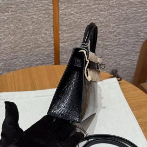 Hermes Kelly Mini 2 19CM Bag Handmade In Lizard Leather from South Africa Silver Hardware 89 Noir - Image 9
