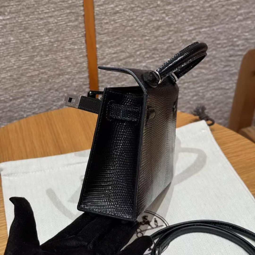 Hermes Kelly Mini 2 19CM Bag Handmade In Lizard Leather from South Africa Silver Hardware 89 Noir - Image 6