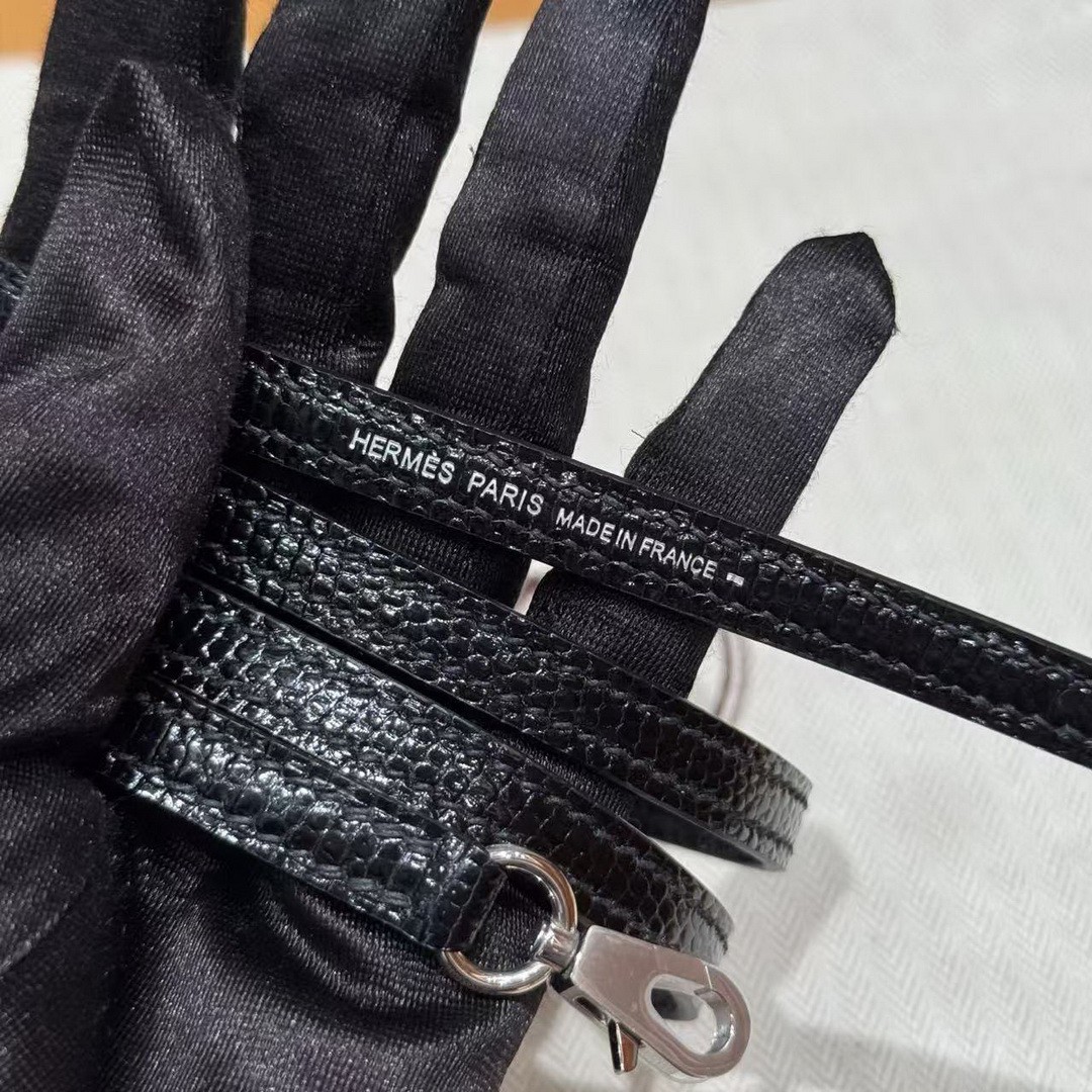 Hermes Kelly Mini 2 19CM Bag Handmade In Lizard Leather from South Africa Silver Hardware 89 Noir - Image 3