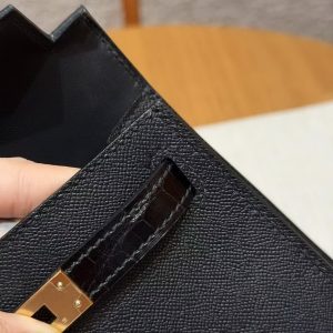 Hermes Kelly Mini 2 19CM Bag Handmade In Madame and Alligator Leather Gold Hardware 89 Noir - Image 10
