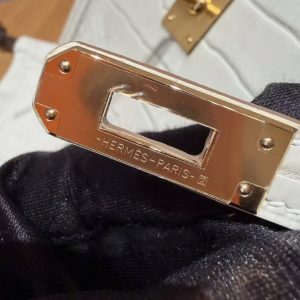 Hermes Kelly Mini 2 19CM Bag Handmade In Matte Alligator Leather from Mississippi Gold Hardware 8L Beton - Image 19
