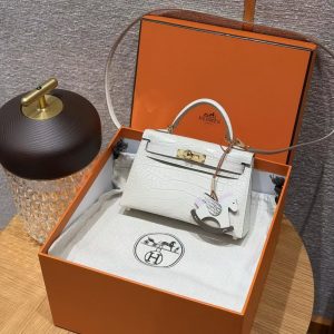 Hermes Kelly Mini 2 19CM Bag Handmade In Matte Alligator Leather from Mississippi Gold Hardware 8L Beton - Image 16