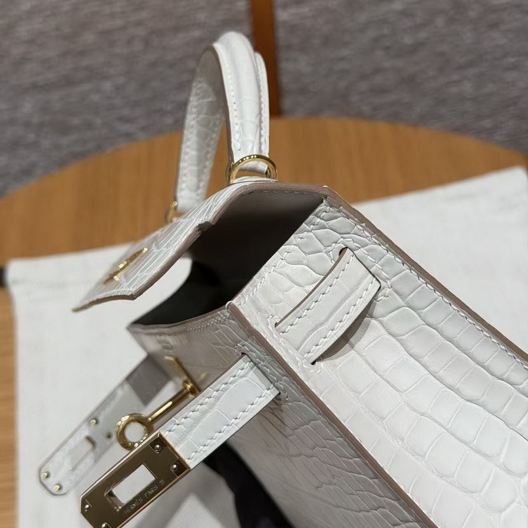 Hermes Kelly Mini 2 19CM Bag Handmade In Matte Alligator Leather from Mississippi Gold Hardware 8L Beton - Image 12