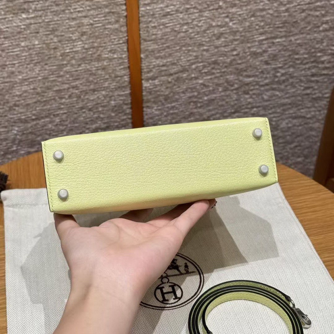 Hermes Kelly Mini 2 19CM Bag Handmade In Chèvre Calfskin Leather Silver Hardware R9 Jaune Bourgeon - Image 16