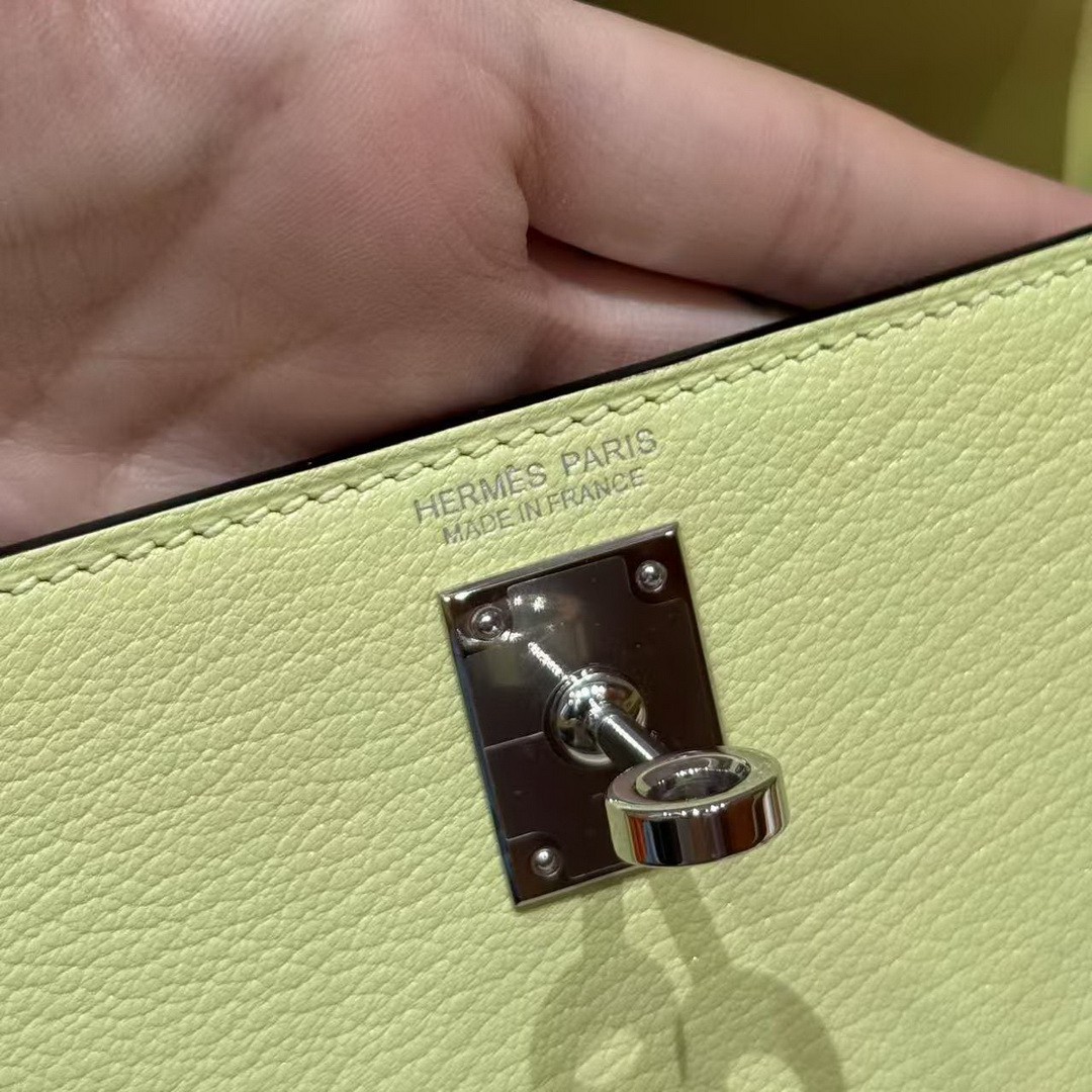 Hermes Kelly Mini 2 19CM Bag Handmade In Chèvre Calfskin Leather Silver Hardware R9 Jaune Bourgeon - Image 14