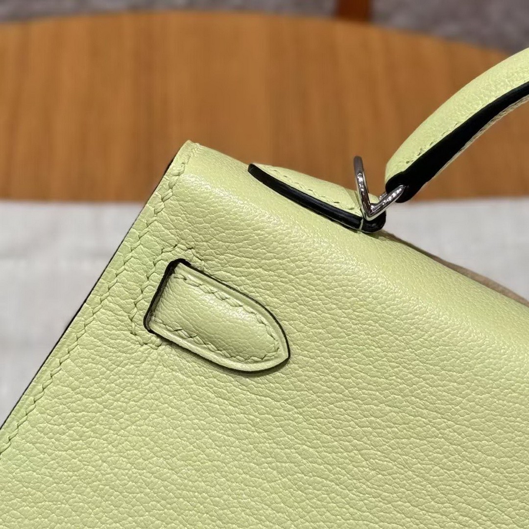 Hermes Kelly Mini 2 19CM Bag Handmade In Chèvre Calfskin Leather Silver Hardware R9 Jaune Bourgeon - Image 3