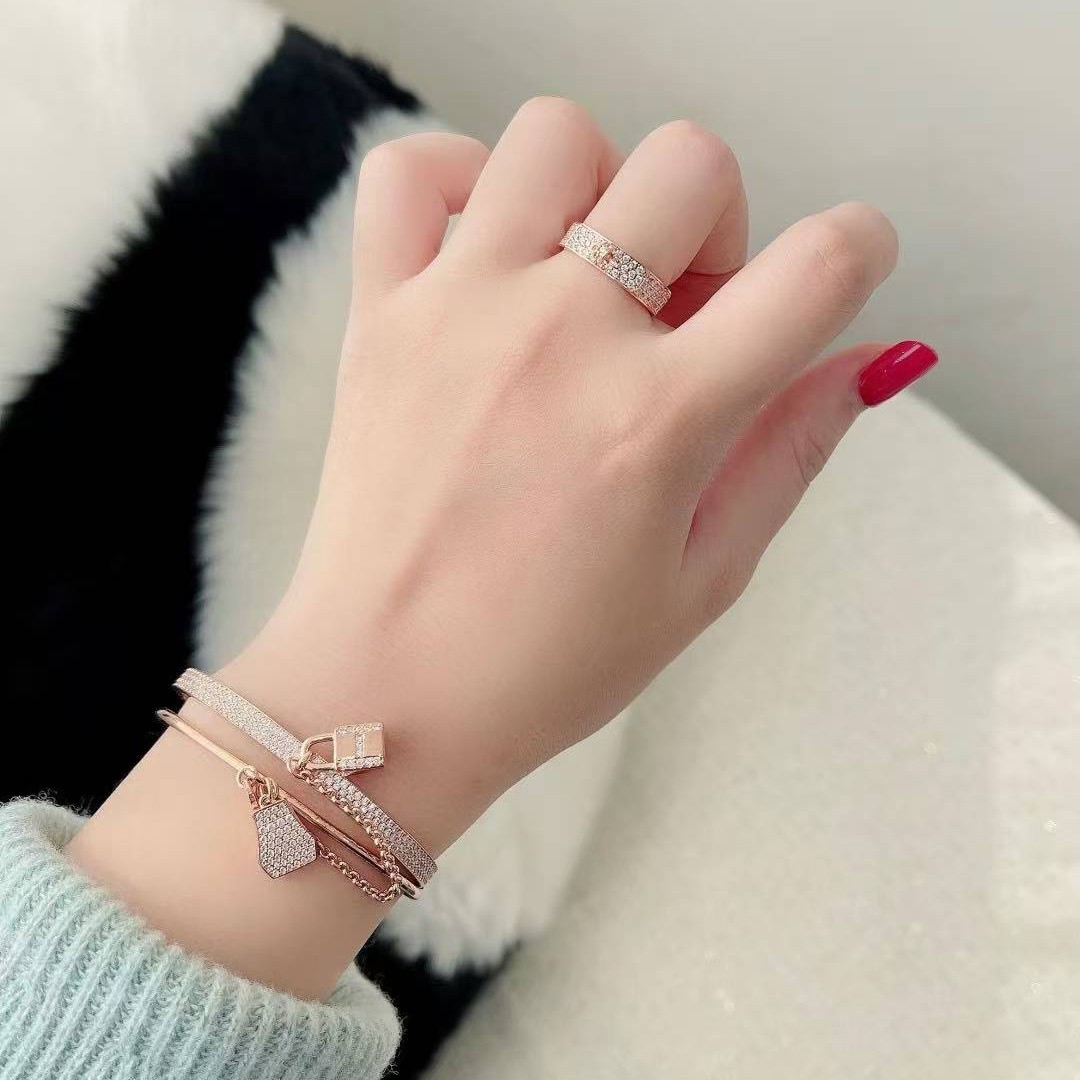 Hermes Kelly Ring Yellow Gold H224603B 00047 - Image 2