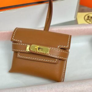 Hermes Kellyfestival Charm Swift Calfskin Gold Hardware Gold H084665CC37 - Image 7