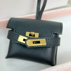 Hermes Kellyfestival Charm Swift Calfskin Gold Hardware Noir H084665CC89 - Image 7