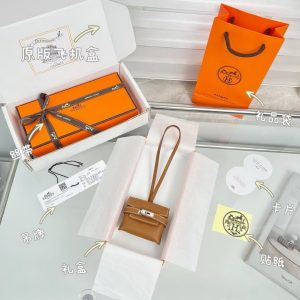 Hermes Kellyfestival Charm Swift Calfskin Silver Hardware Gold H084665CK37 - Image 10