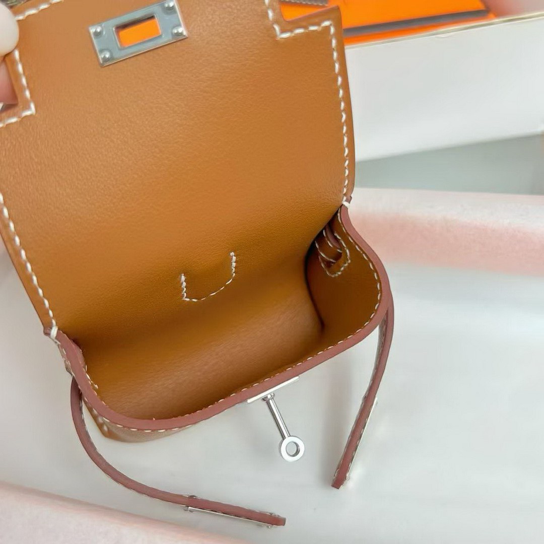Hermes Kellyfestival Charm Swift Calfskin Silver Hardware Gold H084665CK37 - Image 4