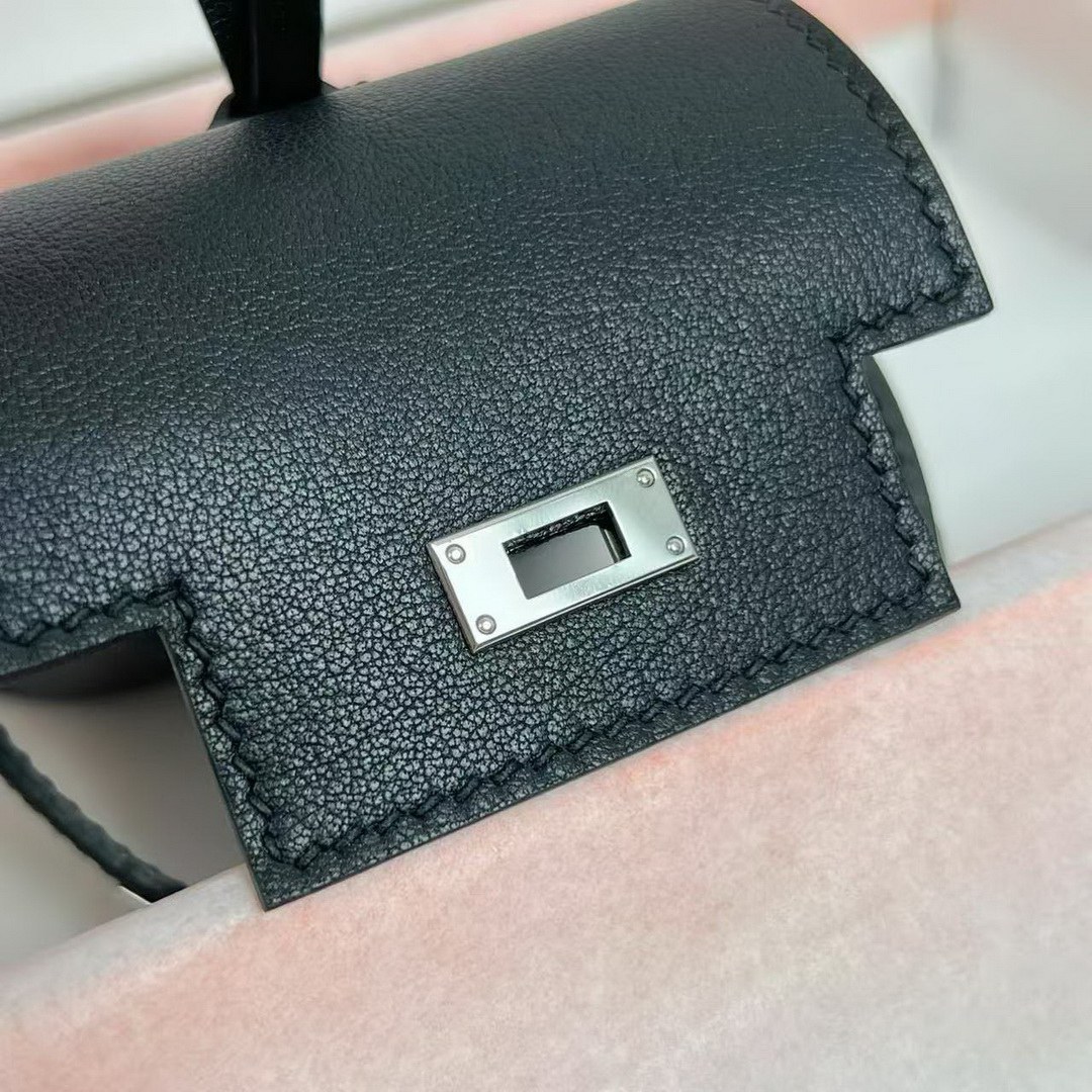 Hermes Kellyfestival Charm Swift Calfskin Silver Hardware Noir H084665CK89 - Image 4