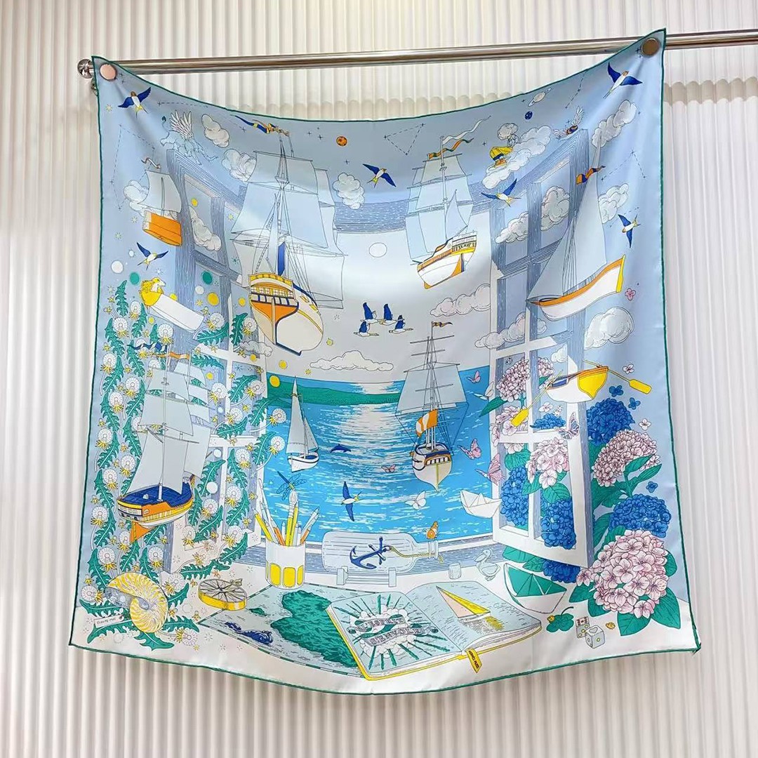 Hermes L'Esprit s'Envole Scarf 90 100% Silk H004300S 07 - Image 2