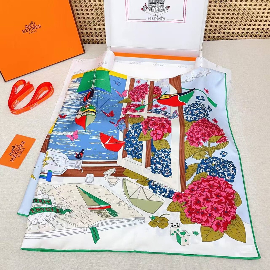 Hermes L'Esprit s'Envole Scarf 90 100% Silk H004300S 07 - Image 13
