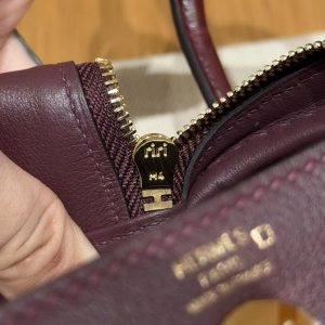 Hermes Lindy Mini 19 CM Bag Handmade In Swift Leather Matte Alligator from Mississippi Gold Hardware 0G Rouge Seller - Image 5