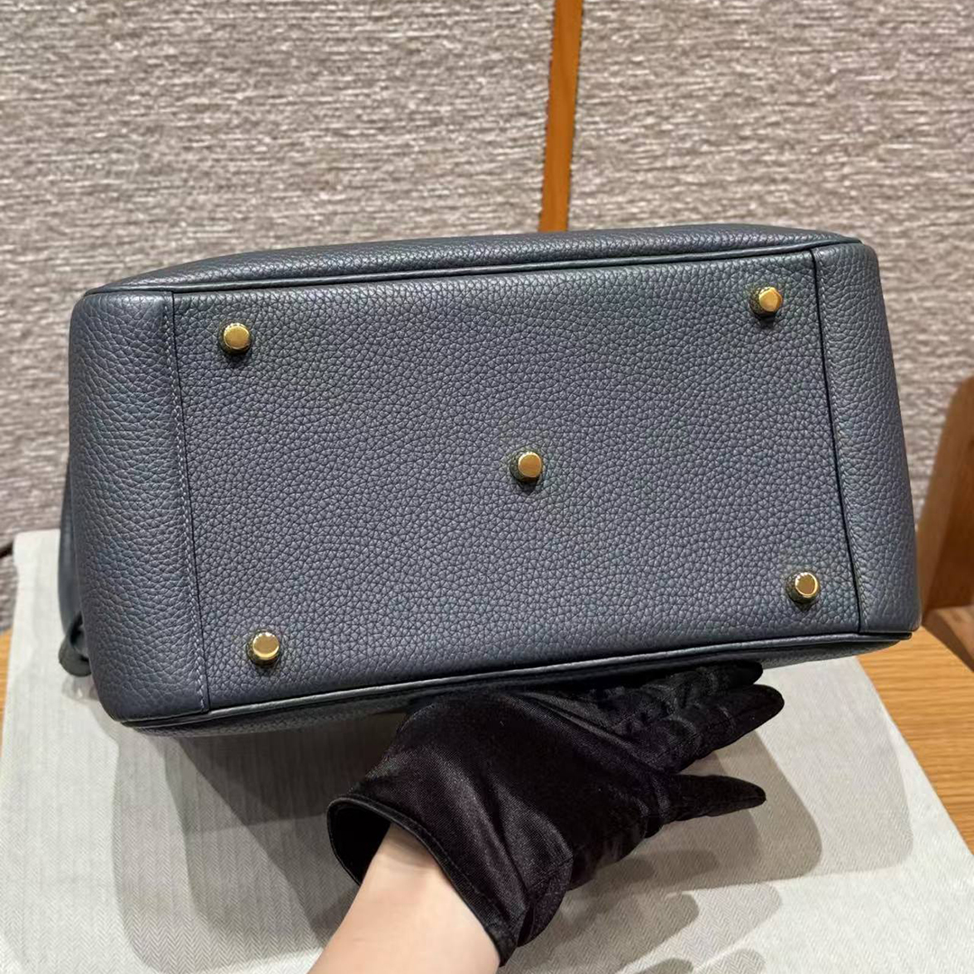 Hermes Lindy 30 CM Bag Handmade In Taurillon Clemence Leather And Matte Alligator Crocodile Gold Hardware 88 Graphite - Image 19