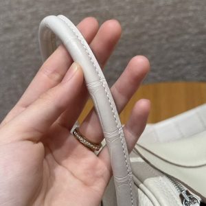 Hermes Lindy 26 CM Bag Handmade In Taurillon Clemence Leather and Matte Alligator Crocodile Silver Hardware 8L Beton - Image 7