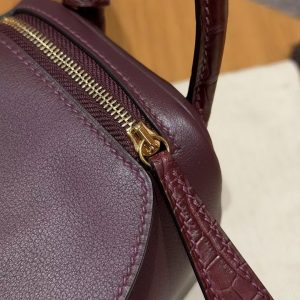 Hermes Lindy Mini 19 CM Bag Handmade In Swift Leather Matte Alligator from Mississippi Gold Hardware 0G Rouge Seller - Image 13