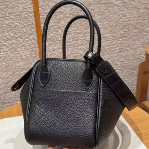 Hermes Lindy 26 CM Bag Handmade In Taurillon Clemence Leather And Matte Alligator Crocodile Gold Hardware 89 Noir - Image 17