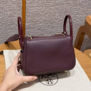 Hermes Lindy Mini 19 CM Bag Handmade In Swift Leather Matte Alligator from Mississippi Gold Hardware 0G Rouge Seller - Image 2