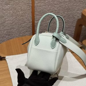 Hermes Lindy Mini 19 CM Bag Handmade In Swift Leather And Matte Alligator from Mississippi Gold Hardware OZ Vert Fizz 6w Menthe - Image 16