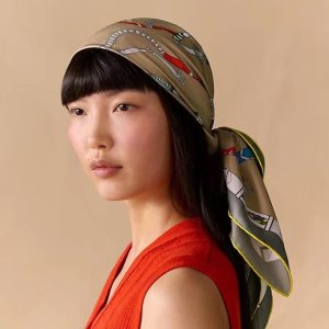 Hermes Les Chevaux Dechaines Scarf 90 100% Silk H004096S 13 - Image 6