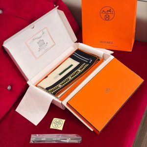 Hermes Lettres Equestres Shawl 140 70% Cashmere 30% Silk H244039S 04 - Image 12