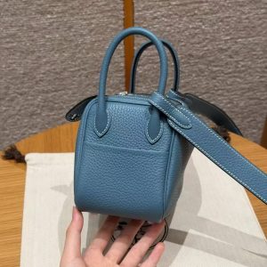 Hermes Lindy 19 CM Bag Handmade In Taurillon Clemence Leather Silver Hardware 75 Blue Jean - Image 19