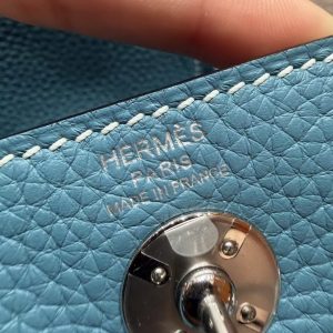 Hermes Lindy 19 CM Bag Handmade In Taurillon Clemence Leather Silver Hardware 75 Blue Jean - Image 16