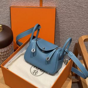 Hermes Lindy 19 CM Bag Handmade In Taurillon Clemence Leather Silver Hardware 75 Blue Jean - Image 13