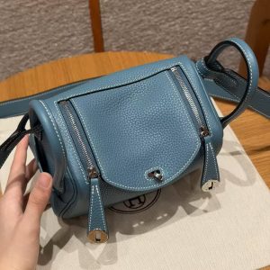 Hermes Lindy 19 CM Bag Handmade In Taurillon Clemence Leather Silver Hardware 75 Blue Jean - Image 12