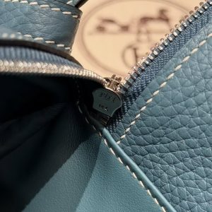 Hermes Lindy 19 CM Bag Handmade In Taurillon Clemence Leather Silver Hardware 75 Blue Jean - Image 6