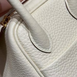 Hermes Lindy 19 CM Bag Handmade In Taurillon Clemence Leather Gold Hardware i2 Nata - Image 8