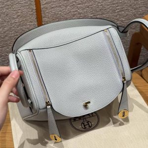 Hermes Lindy 26 CM Bag Handmade In Taurillon Clemence Leather Gold Hardware 08 Blue Pale - Image 12