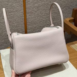 Hermes Lindy 26 CM Bag Handmade In Taurillon Clemence Leather Silver Hardware 09 Mauve Pale - Image 2