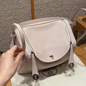Hermes Lindy 26 CM Bag Handmade In Taurillon Clemence Leather Silver Hardware 09 Mauve Pale - Image 9